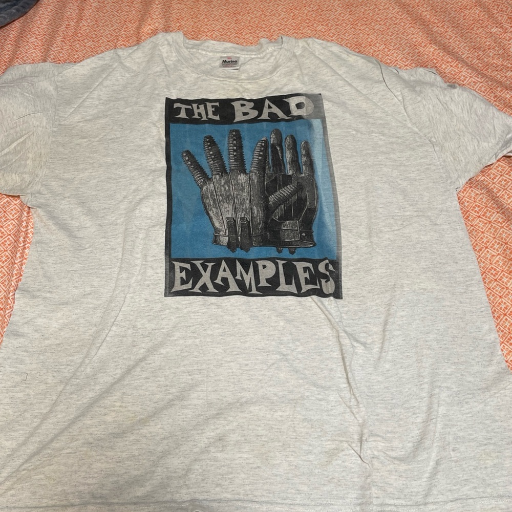 Bad examples Graphic T-Shirt